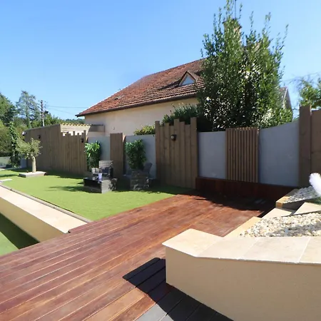 La Loggia De La Salamandre *