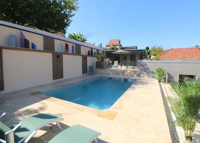 La Loggia De La Salamandre فيلة *