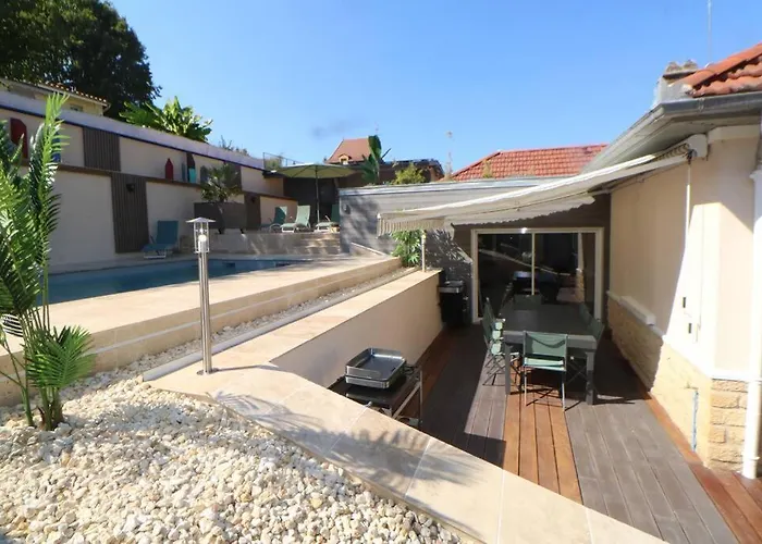 La Loggia De La Salamandre فيلة