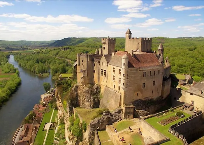 La Loggia De La Salamandre سارلا لا كانيدا